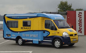 Dethleffs Wohnmobil auf Basis des Renault Master Sondermodell Formel1