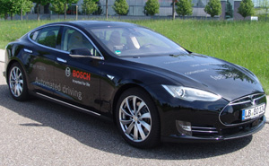 Erbrobungsfahrzeug auf Basis des Tesla Model S