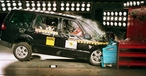Ford Galaxy beim NCAP Crashtest