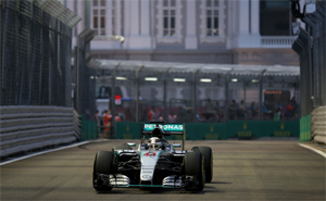 GP Singapur Lewis Hamilton