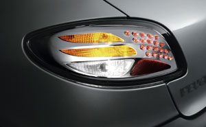 LED Upgrade-Heckleuchten von Hella für den Peugeot 206
