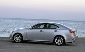 Lexus IS 220d