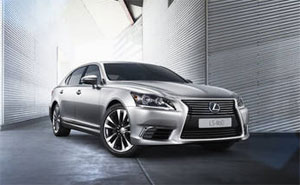 Lexus LS