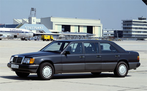 Mercedes-Benz 260E Baureihe 124 Langversion von 1989