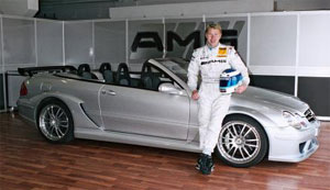 Mika Hkkinen fhrt CLK DTM AMG Cabriolet