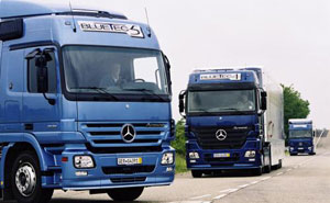 Mercedes-Benz Lkw mit BlueTec-Dieseltechnologie