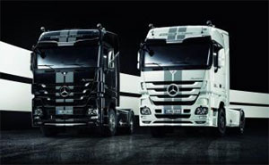 Mercedes-Benz Actros Edition Black Liner/White Liner