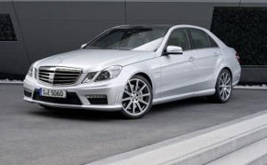 Mercedes-Benz E-Klasse: E 63 AMG