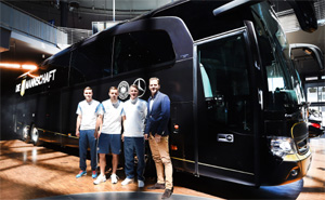 Mercedes Travego M. fr den DFB