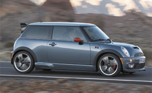 MINI Cooper S mit John Cooper Works GP Kit