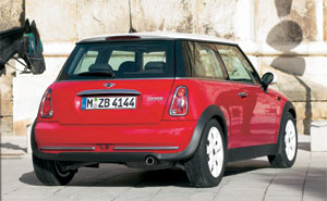 MINI Cooper (2004)