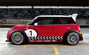 MINI John Cooper Works CHALLENGE