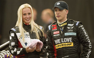 MINI CHALLENGE 2004, 11. + 12. Lauf, Rundstrecken Trophy Salzburgring. links: Cora Schumacher. rechts: Oliver Pocher