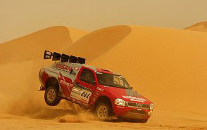 Nissan Rallye Dakar 2004