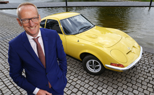 Opel GT 1900 von Opel-Chef Dr. Karl-Thomas Neumann 