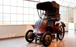 Elektrische Voiturette System Lohner-Porsche Baujahr 1900