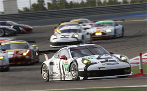 Porsche 911 RSR, Porsche Team Manthey: Joerg Bergmeister, Richard Lietz
