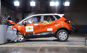 Renault Captur beim Euro NCAP-Crashtest