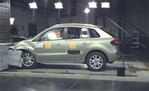 Renault Koleos  beim NCAP-Crashtest