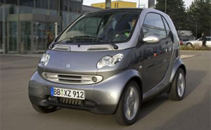 smart fortwo cng: Erprobungsfahrzeug mit Erdgas-Antrieb 