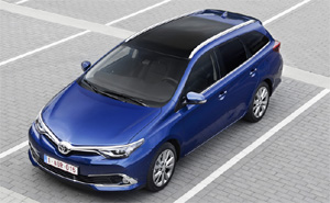 Toyota Auris TS