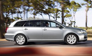 Toyota Avensis Travel