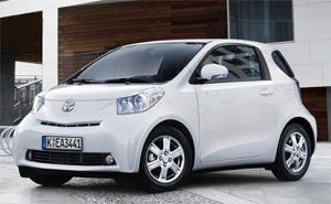 Toyota iQ