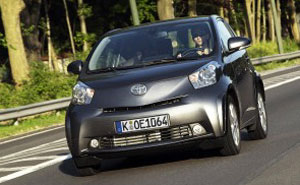 Toyota iQ