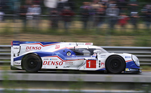 Toyota TS040 HYBRID