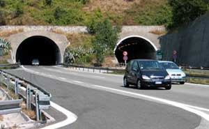 Tunnel
