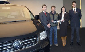 Till Schweiger mit VW Multivan